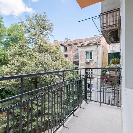 Bluewaveplace - Contemporary Home In Center Of Sofia Extérieur photo
